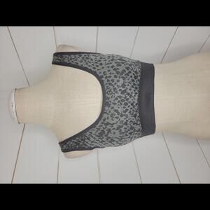 Aerie large light & dark grey print sports bra